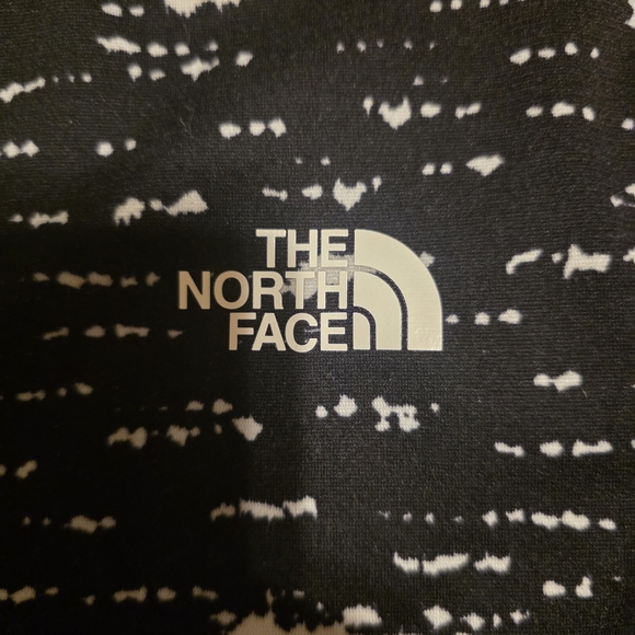 The North Face Women’s Black Marled Full-Zip Hooded Sweater - Picture 5 of 6